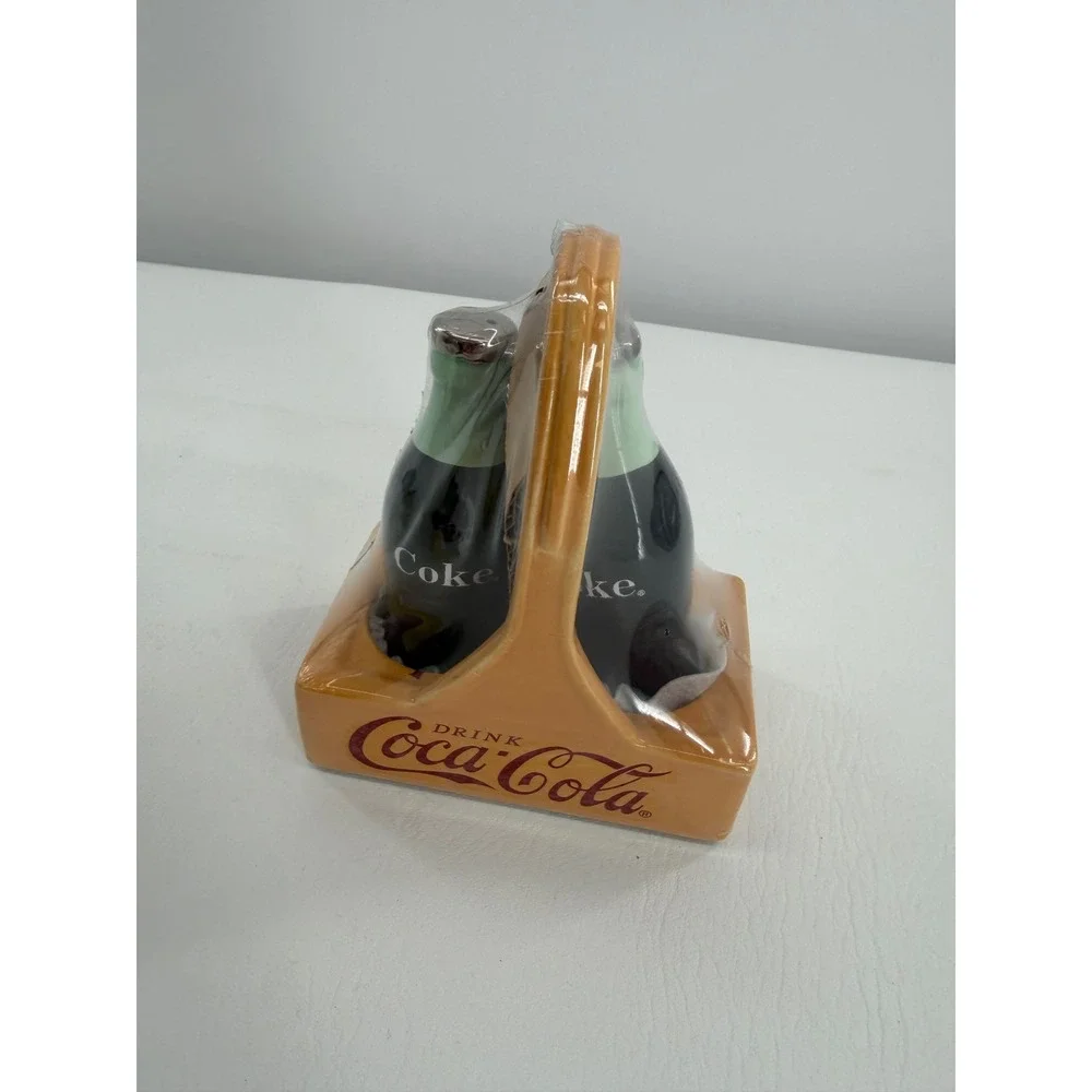 Coca-Cola Salt and Pepper Shakers Set Bottle Caddy 2002 Sakura New